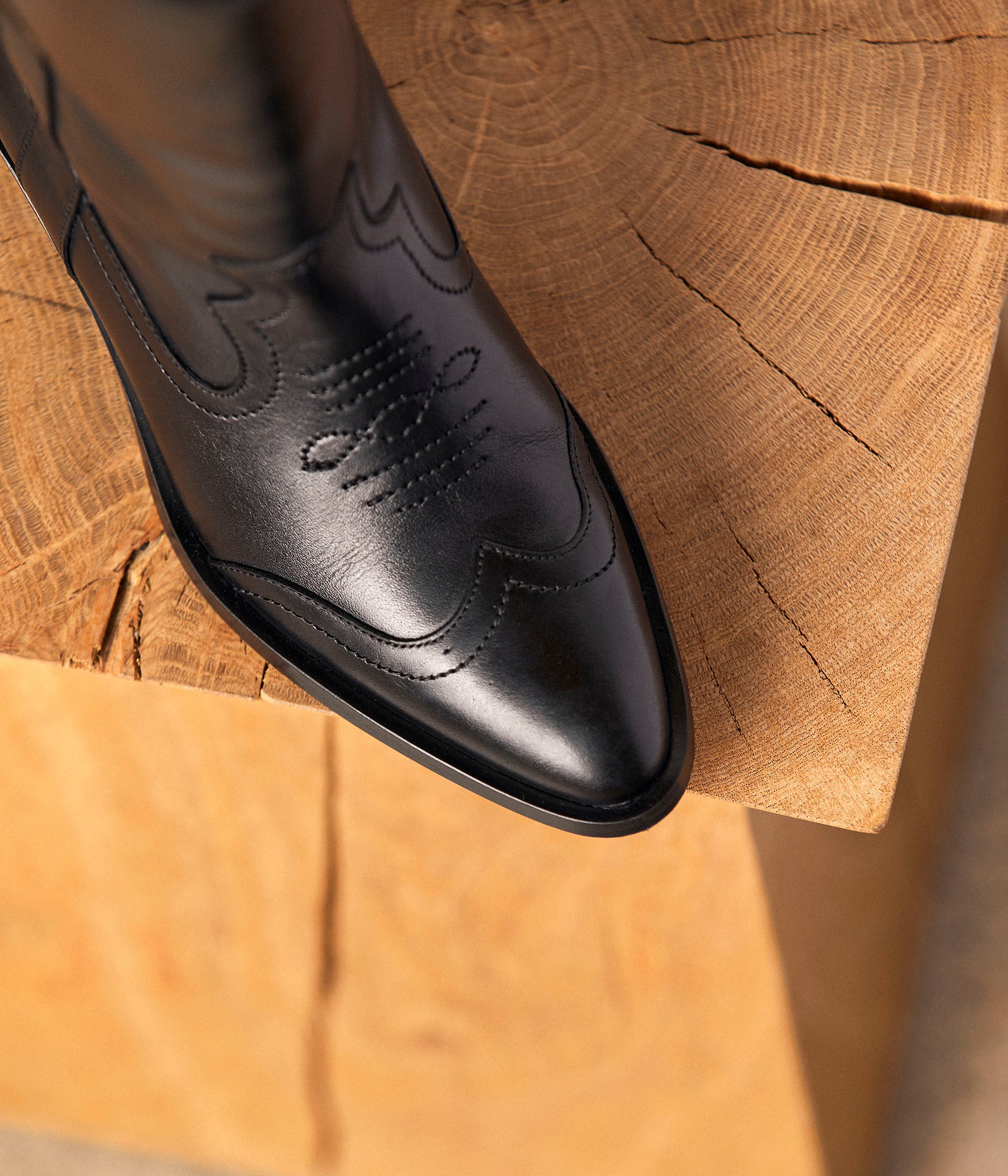 BOTTE CANELLE NOIR