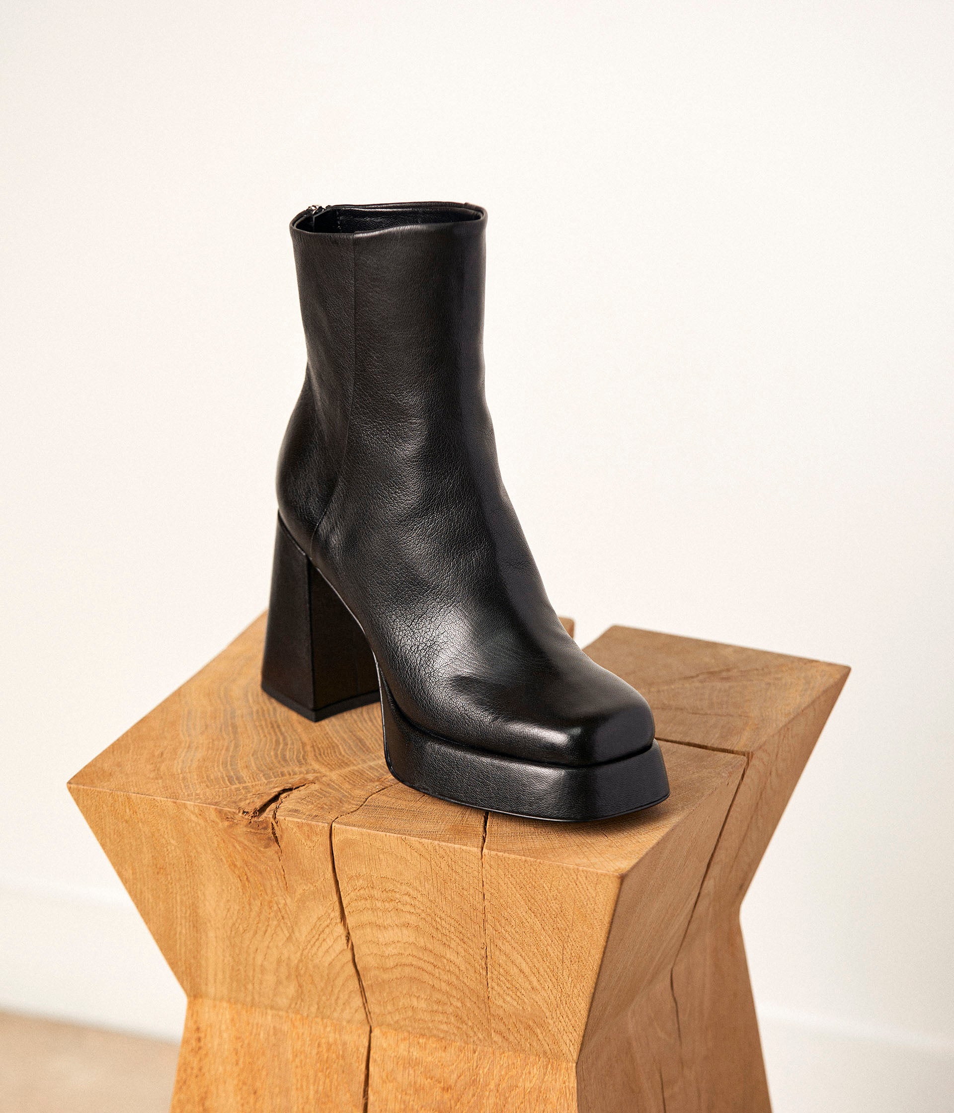 BOOTS ATHEA NOIR