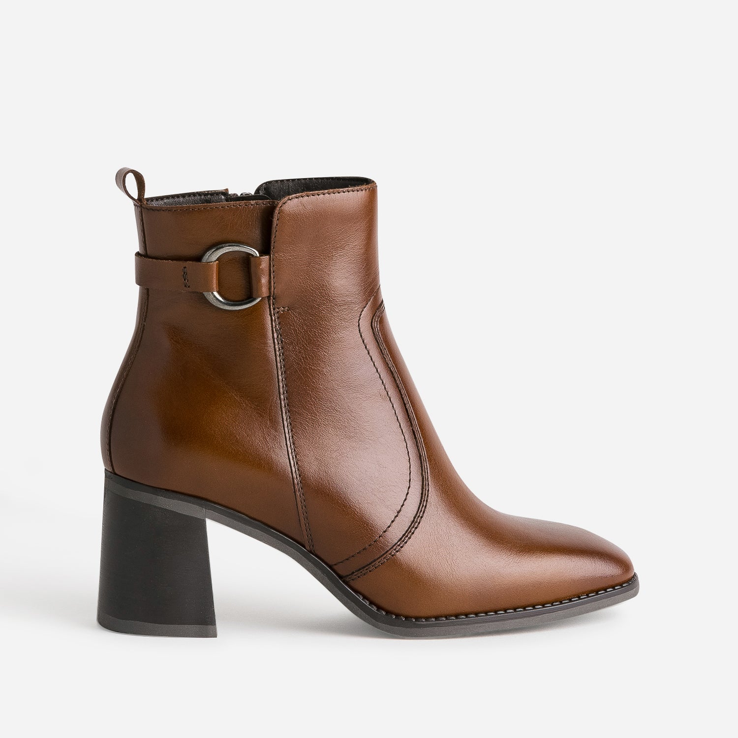 BOOTS SUZANNE MARRON