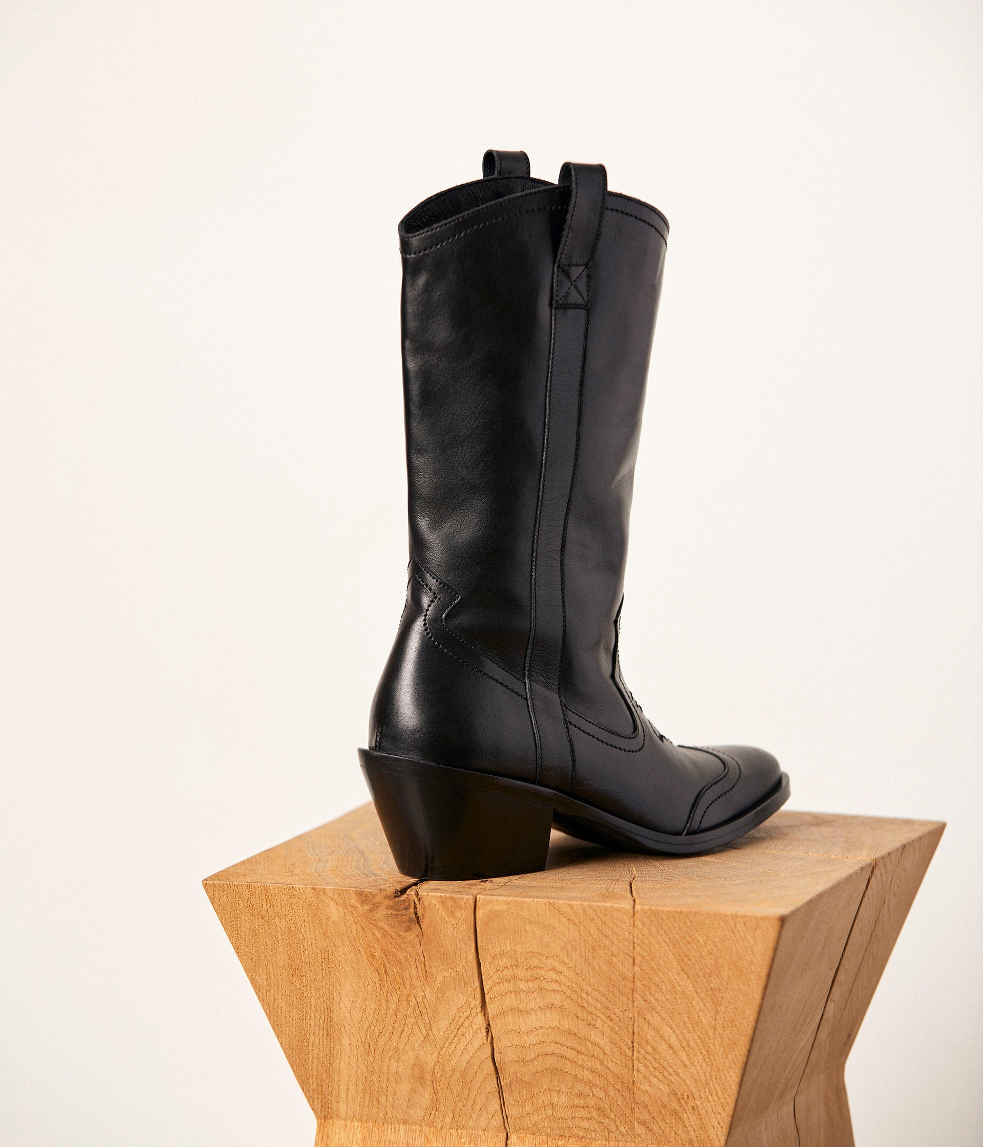 BOTTE CANELLE NOIR