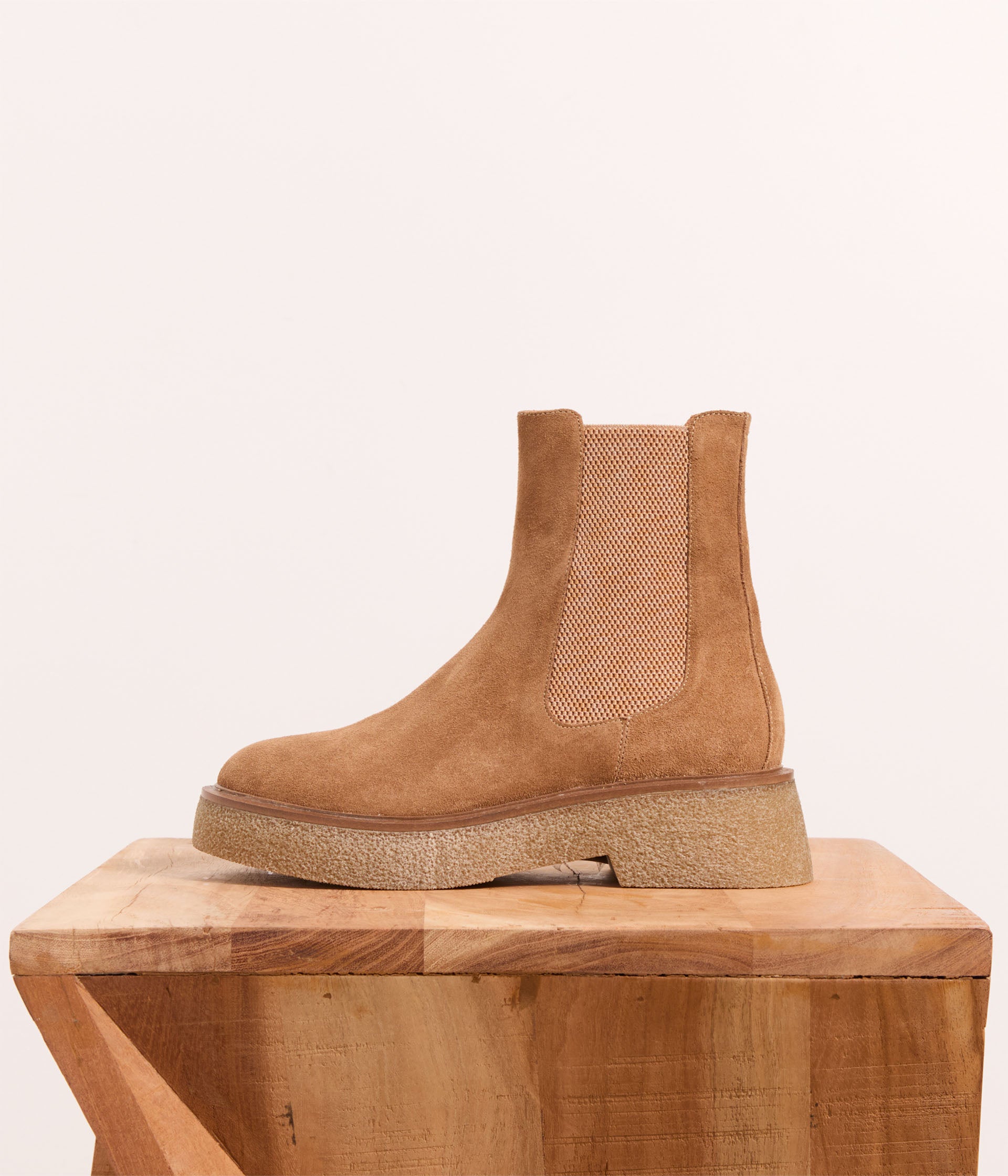BOOTS BRIANNA BEIGE