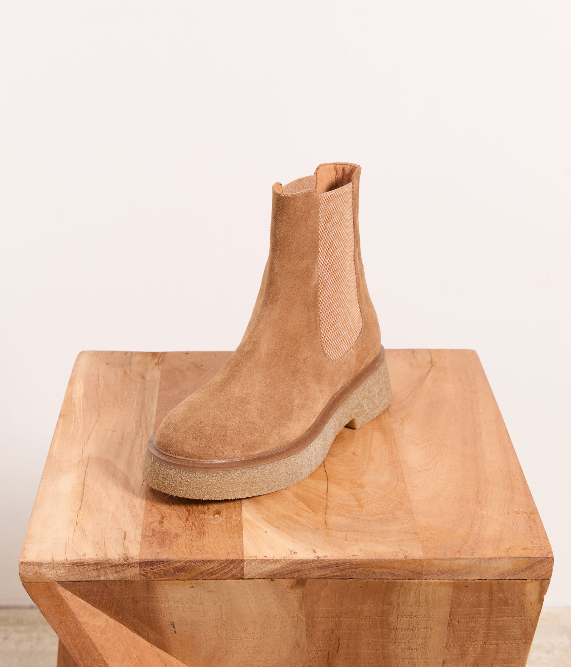 BOOTS BRIANNA BEIGE