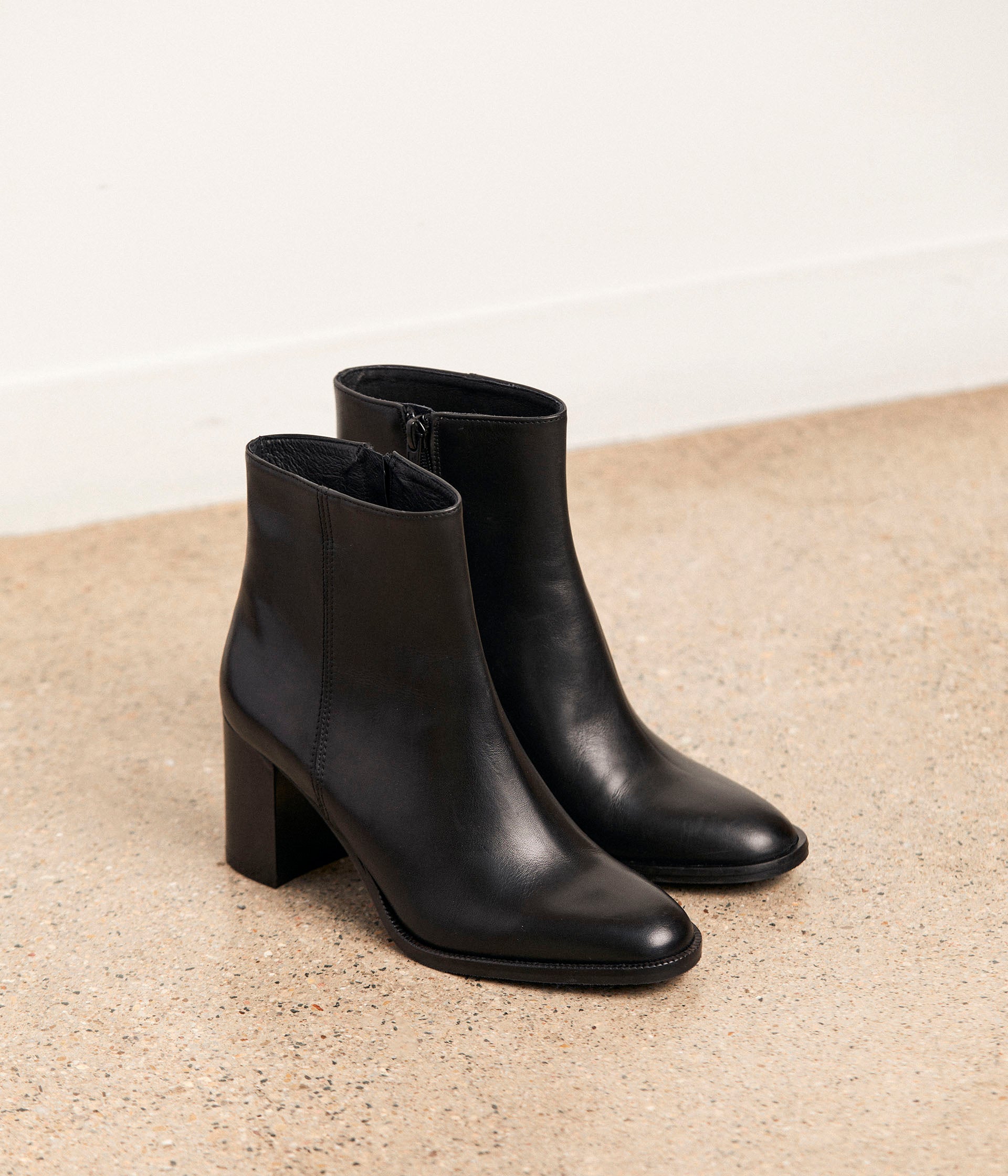 BOOTS AINOA NOIR
