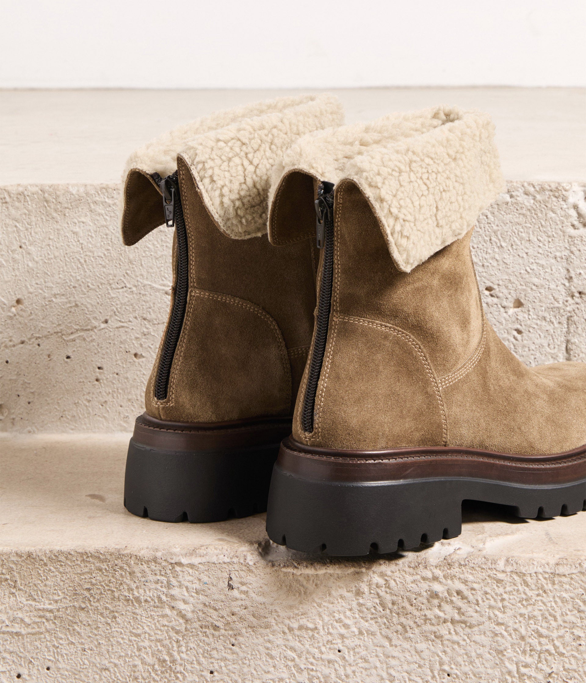BOOTS FLYNN TAUPE